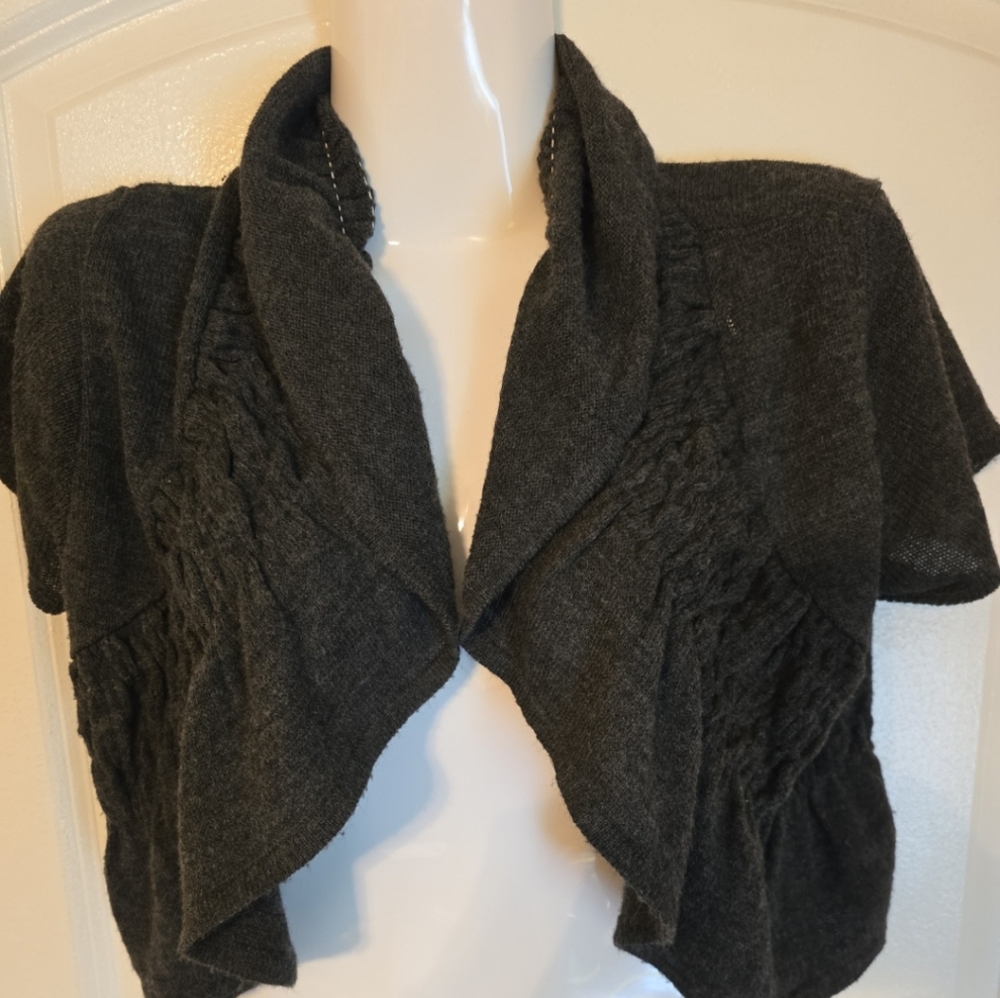 Knit Avenue womens gray cropped shrug sweater Large